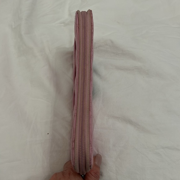 Vintage Chanel Large/Passport Wallet - Picture 10 of 11